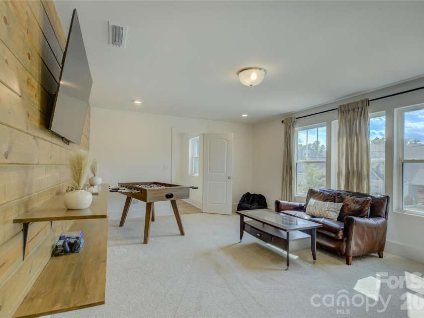 1928 Thoreau Way, York, SC 29745.  MLS# CAR4398628, YatesRealty ID 16749. 