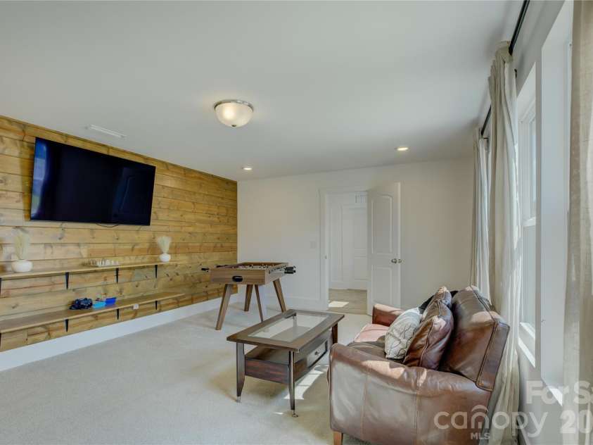 1928 Thoreau Way, York, SC 29745.  MLS# CAR4398628, YatesRealty ID 16749. 