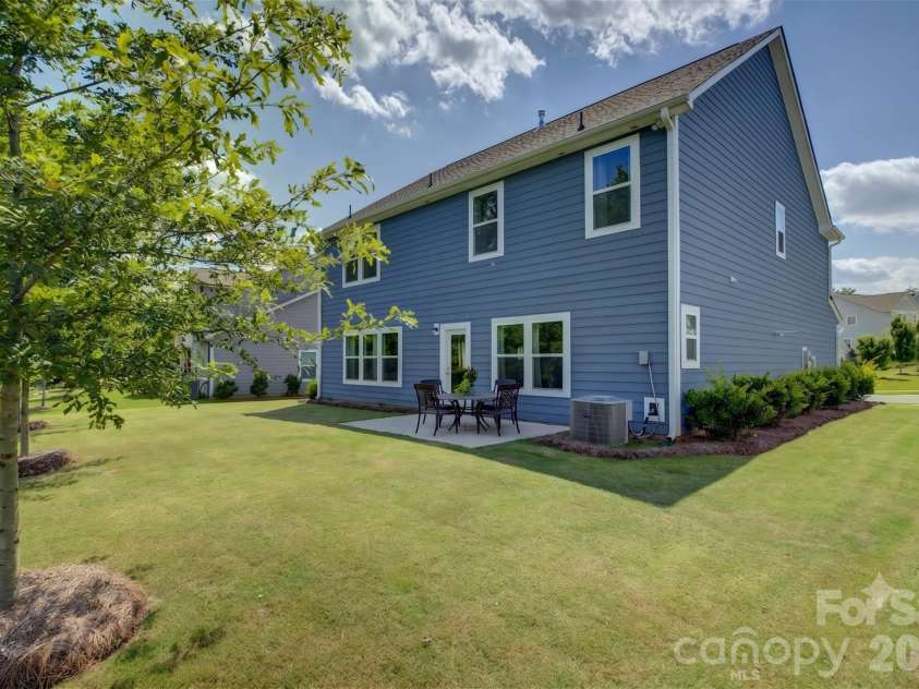 1928 Thoreau Way, York, SC 29745.  MLS# CAR4398628, YatesRealty ID 16749. Fantastic backyard
