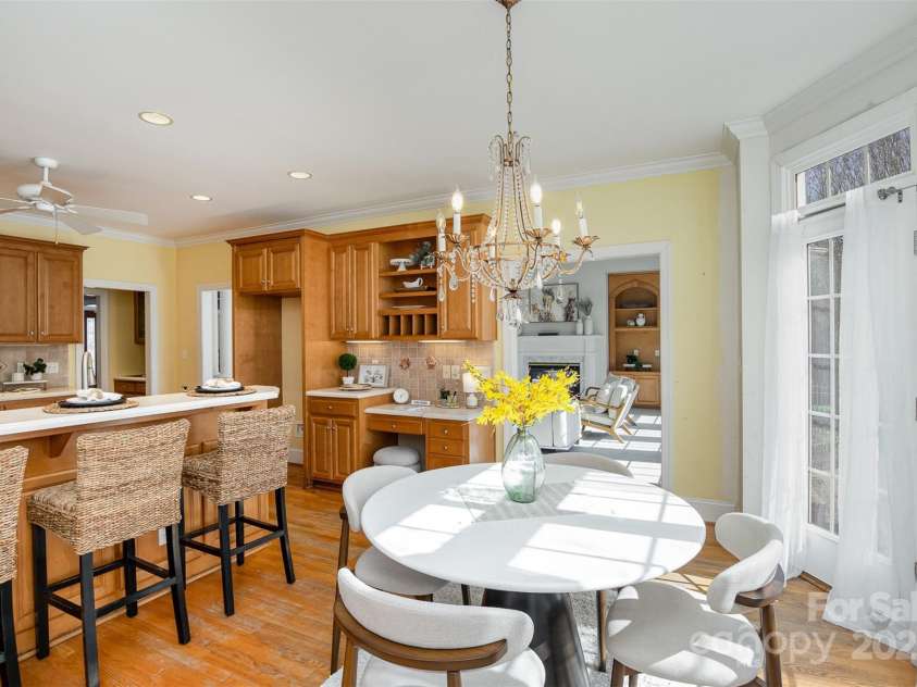 4316 Mourning Dove Drive, Matthews, NC 28104.  MLS# CAR4218921, YatesRealty ID 1675. 