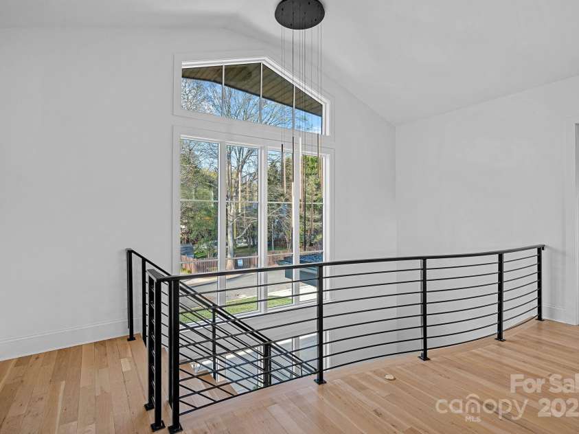 619 Edgemont Road, Charlotte, NC 28211.  MLS# CAR4235700, YatesRealty ID 16750. 