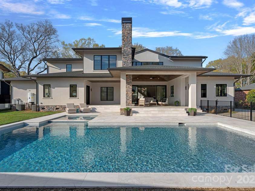 619 Edgemont Road, Charlotte, NC 28211.  MLS# CAR4235700, YatesRealty ID 16750. 