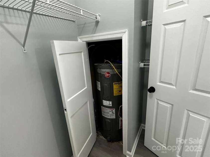 5458 Foxcroft Drive, Fort Lawn, SC 29714.  MLS# CAR4265512, YatesRealty ID 16751. Closet /water heather