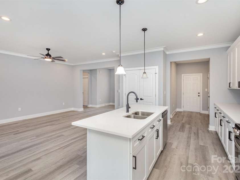 2385 Kool Park Road, Hickory, NC 28601.  MLS# CAR4220748, YatesRealty ID 16753. Open floor plan