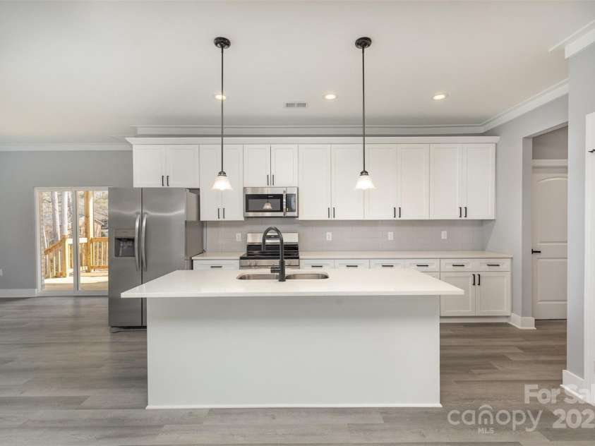 2385 Kool Park Road, Hickory, NC 28601.  MLS# CAR4299011, YatesRealty ID 16753. Kitchen view