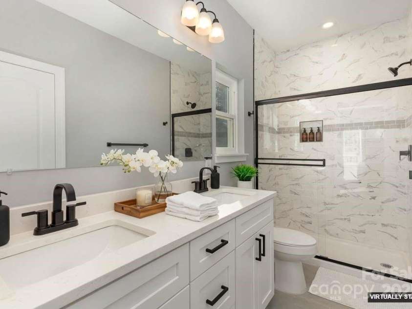 2385 Kool Park Road, Hickory, NC 28601.  MLS# CAR4299011, YatesRealty ID 16753. Primary en-suite Virtually Staged