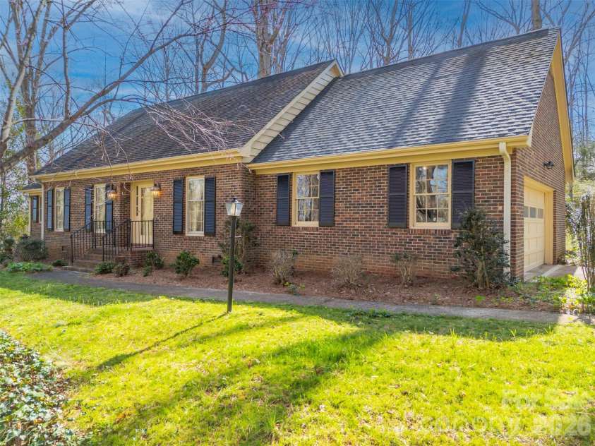 277 Forest Hills Circle, Rutherfordton, NC 28139.  MLS# CAR4363482, YatesRealty ID 16753. 