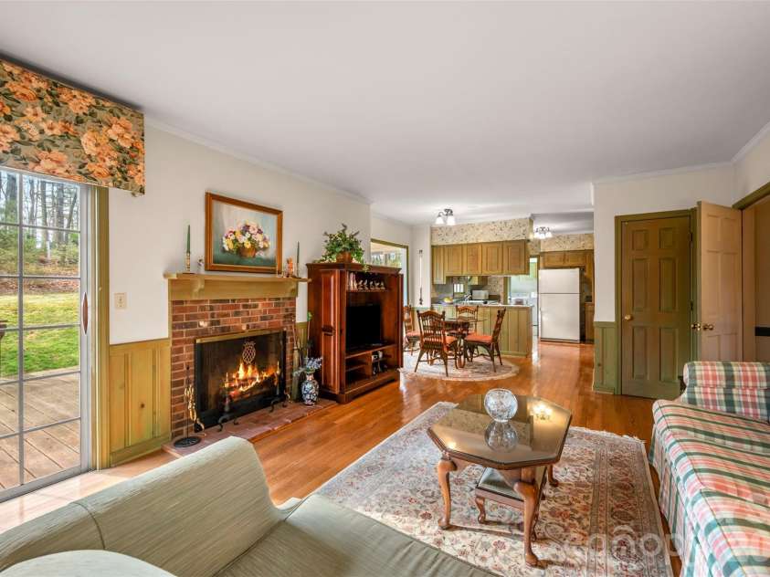 277 Forest Hills Circle, Rutherfordton, NC 28139.  MLS# CAR4363482, YatesRealty ID 16753. 