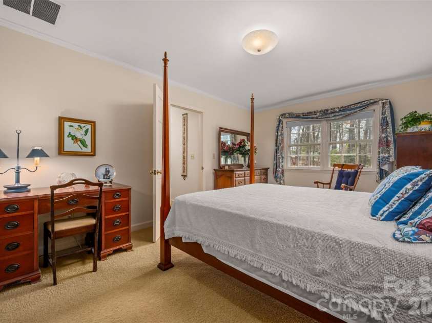 277 Forest Hills Circle, Rutherfordton, NC 28139.  MLS# CAR4363482, YatesRealty ID 16753. 