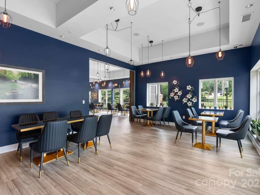 408 Bowling Park Road, Asheville, NC 28803.  MLS# CAR4263454, YatesRealty ID 16754. 