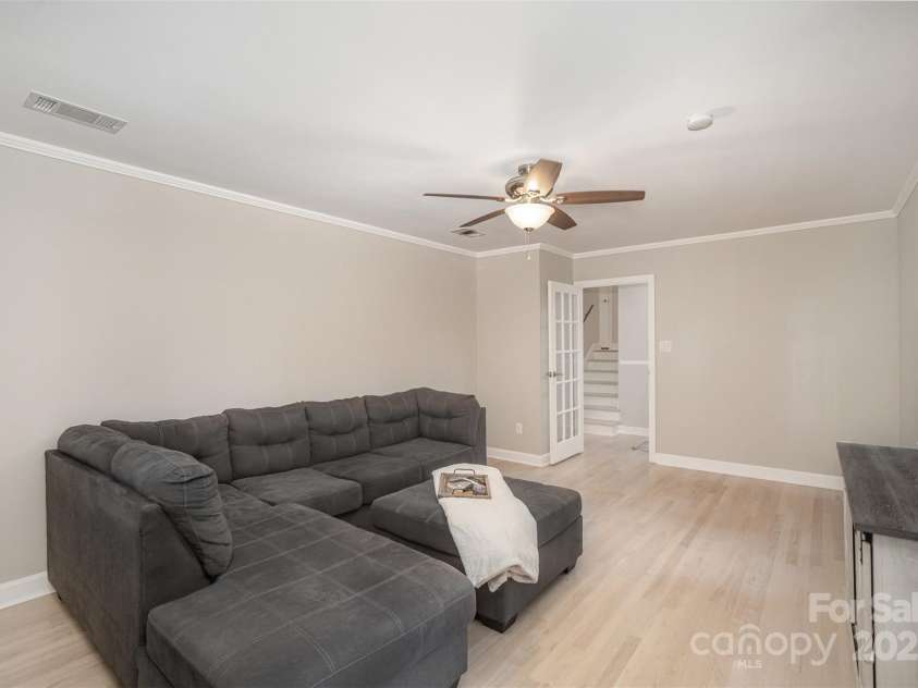 118 Spicewood Circle, Troutman, NC 28166.  MLS# CAR4252159, YatesRealty ID 16755. 