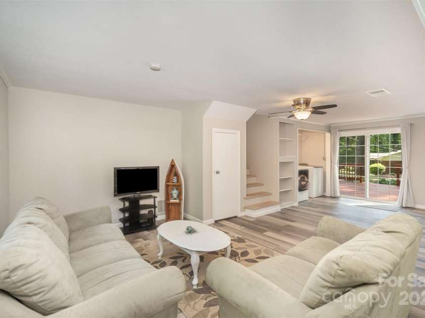 118 Spicewood Circle, Troutman, NC 28166.  MLS# CAR4252159, YatesRealty ID 16755. 