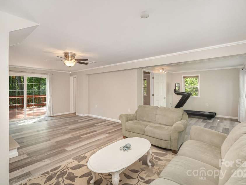 118 Spicewood Circle, Troutman, NC 28166.  MLS# CAR4252159, YatesRealty ID 16755. 