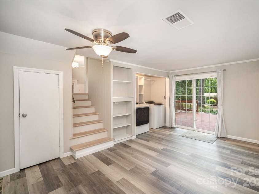 118 Spicewood Circle, Troutman, NC 28166.  MLS# CAR4252159, YatesRealty ID 16755. Basement