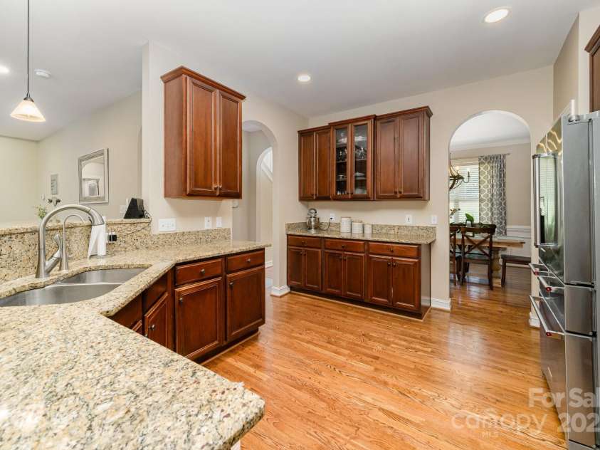 121 Canvasback Road, Mooresville, NC 28117.  MLS# CAR4186362, YatesRealty ID 16756. 