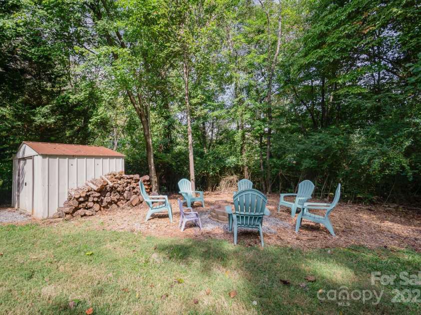 121 Canvasback Road, Mooresville, NC 28117.  MLS# CAR4186362, YatesRealty ID 16756. 