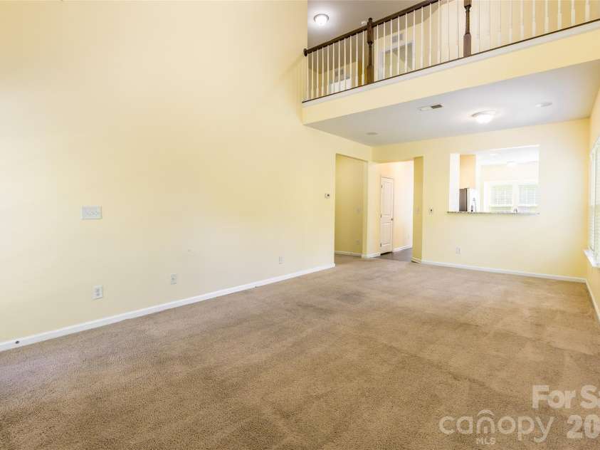 9622 Springholm Drive, Charlotte, NC 28278.  MLS# CAR4373288, YatesRealty ID 16756. 