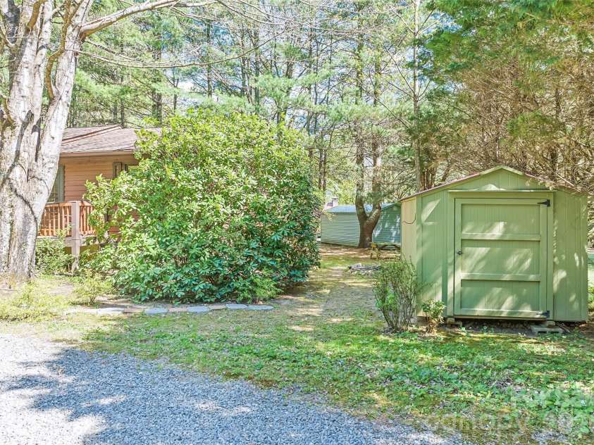 182 Laurel Branch Road, Maggie Valley, NC 28751.  MLS# CAR4387424, YatesRealty ID 16759. 