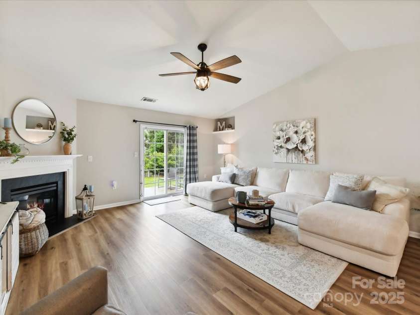 2005 Grimley Lane, Fort Mill, SC 29707.  MLS# CAR4258987, YatesRealty ID 16759. Slider Door to Patio