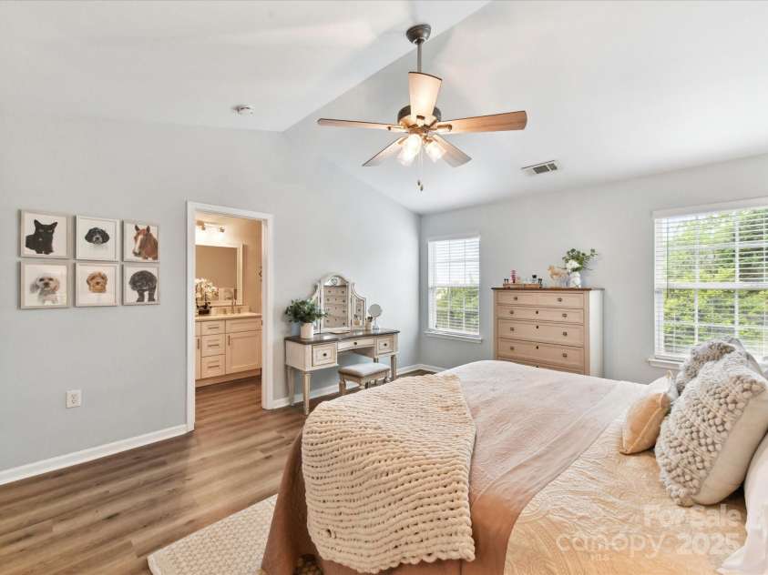 2005 Grimley Lane, Fort Mill, SC 29707.  MLS# CAR4258987, YatesRealty ID 16759. Spacious Room