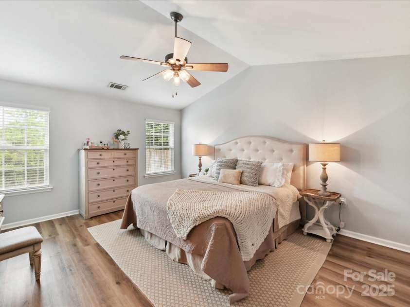 2005 Grimley Lane, Fort Mill, SC 29707.  MLS# CAR4258987, YatesRealty ID 16759. Vaulted Ceiling in Primary Bedroom