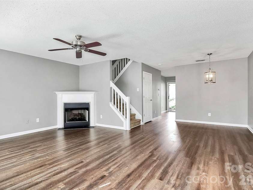 10739 Holly Ridge Boulevard, Charlotte, NC 28216.  MLS# CAR4345116, YatesRealty ID 1676. 