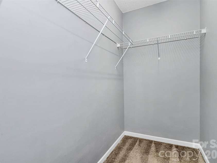 10739 Holly Ridge Boulevard, Charlotte, NC 28216.  MLS# CAR4345116, YatesRealty ID 1676. 
