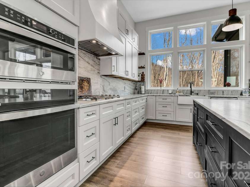 20 Slate Drive, Candler, NC 28715.  MLS# CAR4238735, YatesRealty ID 16760. 