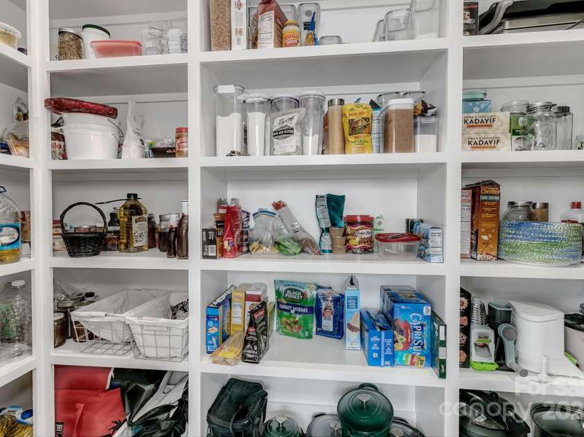 20 Slate Drive, Candler, NC 28715.  MLS# CAR4238735, YatesRealty ID 16760. 