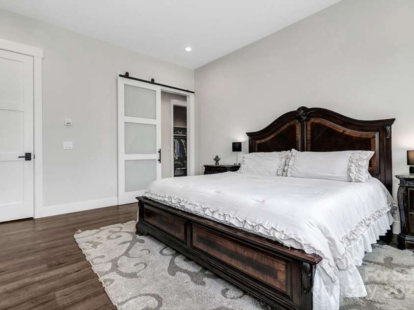 20 Slate Drive, Candler, NC 28715.  MLS# CAR4238735, YatesRealty ID 16760. 