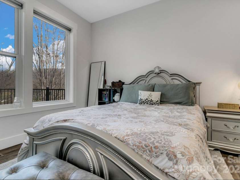 20 Slate Drive, Candler, NC 28715.  MLS# CAR4238735, YatesRealty ID 16760. 