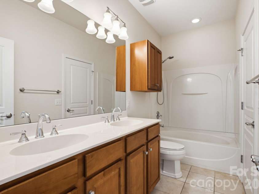 2818 Mandarin Street, Fort Mill, SC 29707.  MLS# CAR4374619, YatesRealty ID 16760. 