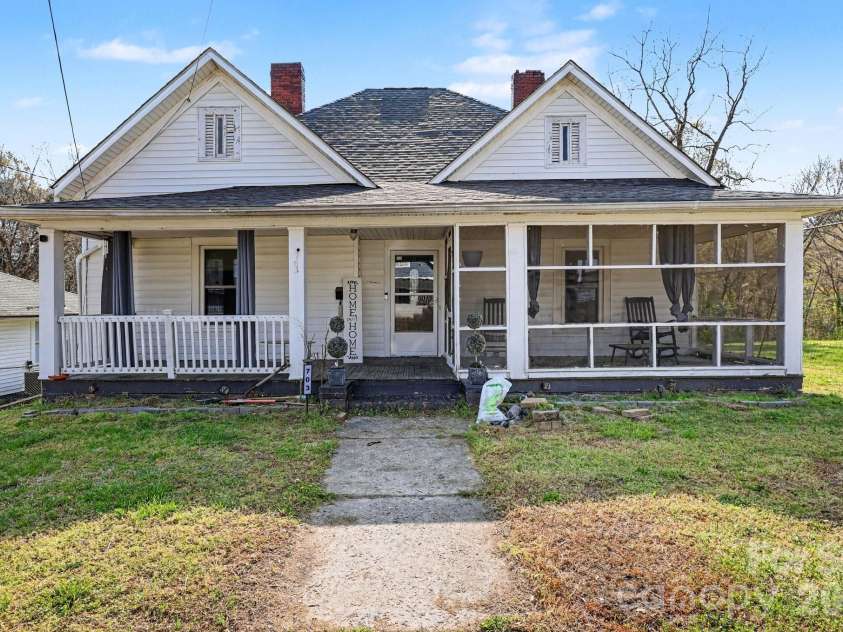 703 5th Street, Spencer, NC 28159.  MLS# CAR4361601, YatesRealty ID 16762. 