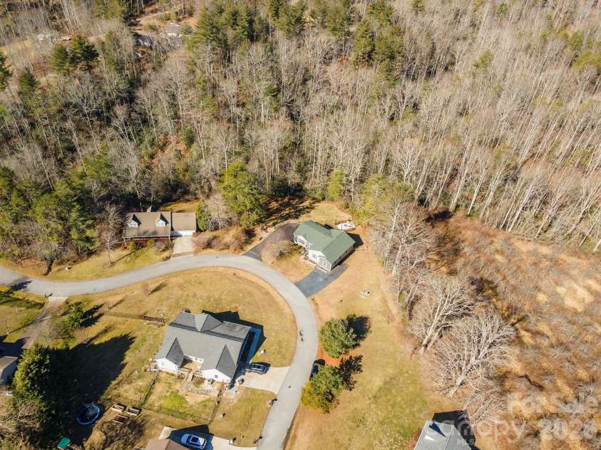 243 Scenic Ridge Drive, Hendersonville, NC 28792.  MLS# CAR4342499, YatesRealty ID 16763. 
