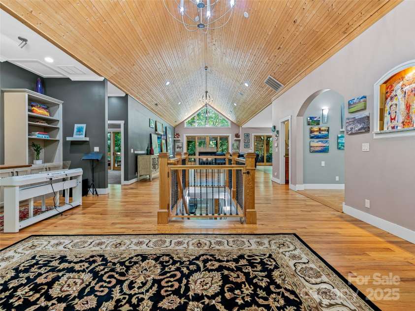 105 Blackberry Lane, Fairview, NC 28730.  MLS# CAR4301425, YatesRealty ID 16764. 