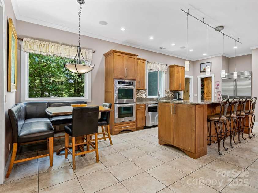 105 Blackberry Lane, Fairview, NC 28730.  MLS# CAR4301425, YatesRealty ID 16764. 