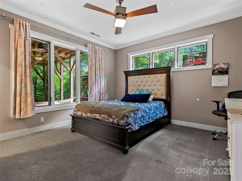 105 Blackberry Lane, Fairview, NC 28730.  MLS# CAR4301425, YatesRealty ID 16764. 