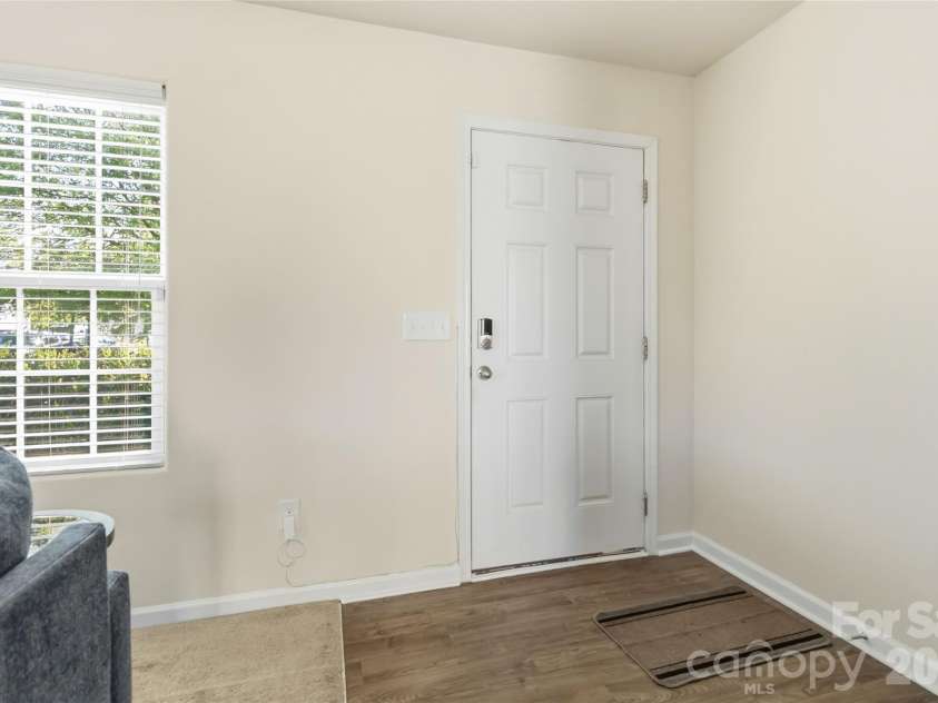 14015 Rory Glen Lane, Charlotte, NC 28215.  MLS# CAR4365200, YatesRealty ID 16764. 