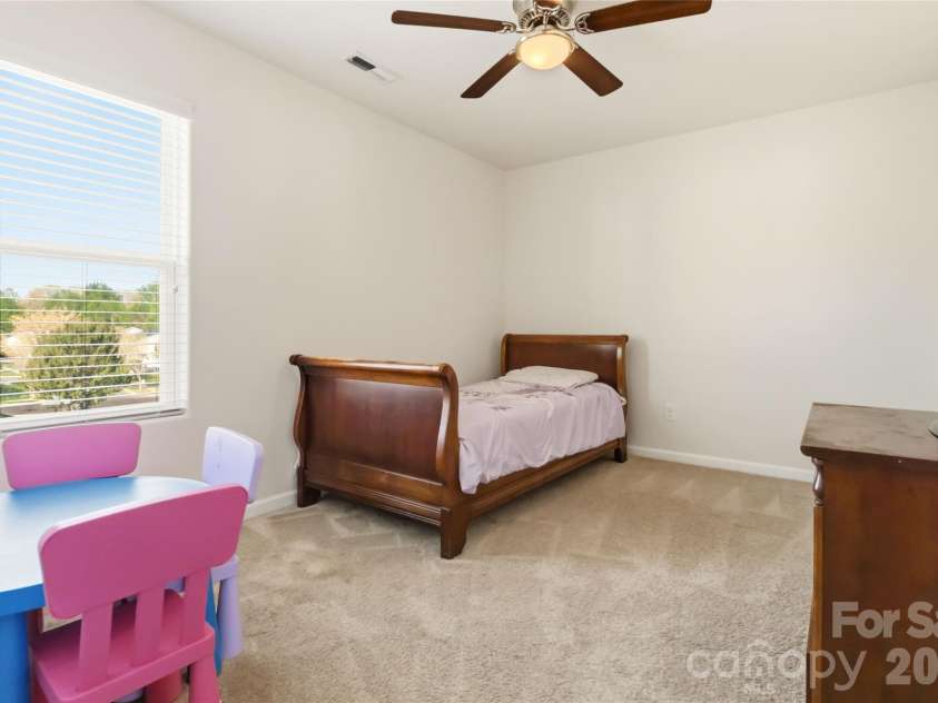 14015 Rory Glen Lane, Charlotte, NC 28215.  MLS# CAR4365200, YatesRealty ID 16764. 