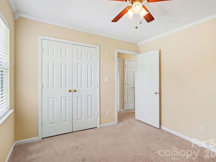 1041 Chaucery Lane, Matthews, NC 28104.  MLS# CAR4365400, YatesRealty ID 16765. 