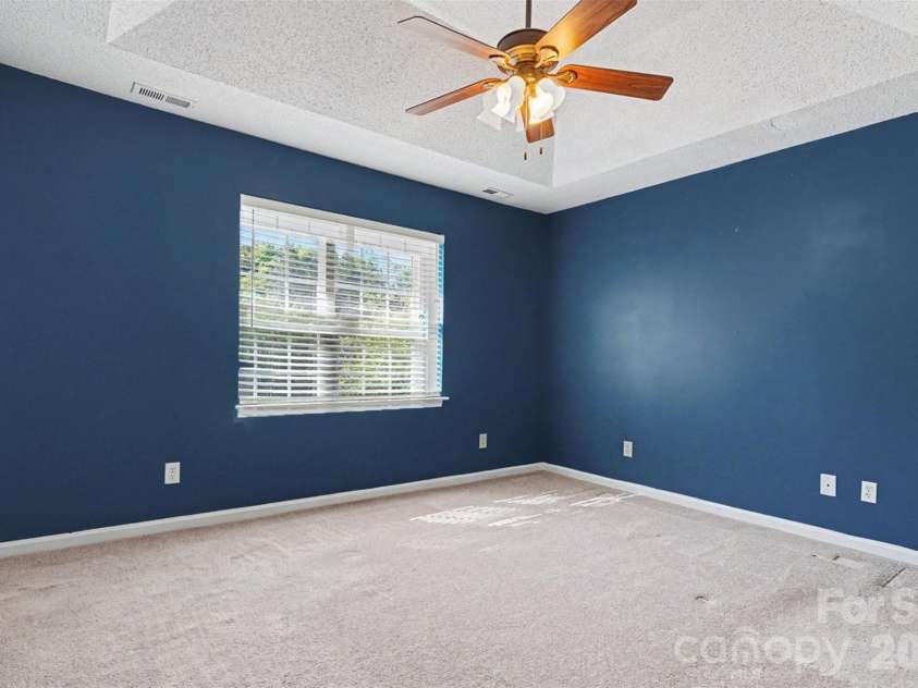 1041 Chaucery Lane, Matthews, NC 28104.  MLS# CAR4365400, YatesRealty ID 16765. 
