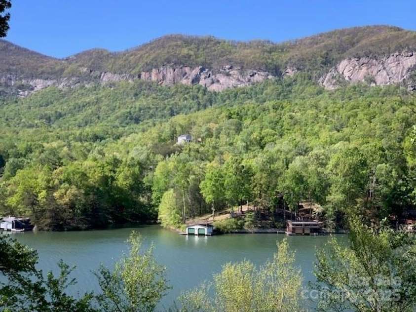 194 Mark Twain Drive, Lake Lure, NC 28743.  MLS# CAR4263893, YatesRealty ID 16767. 