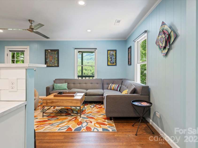 194 Mark Twain Drive, Lake Lure, NC 28743.  MLS# CAR4263893, YatesRealty ID 16767. 