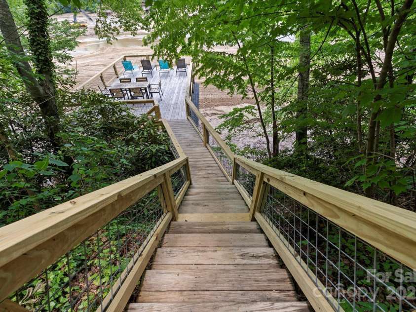 194 Mark Twain Drive, Lake Lure, NC 28743.  MLS# CAR4263893, YatesRealty ID 16767. 