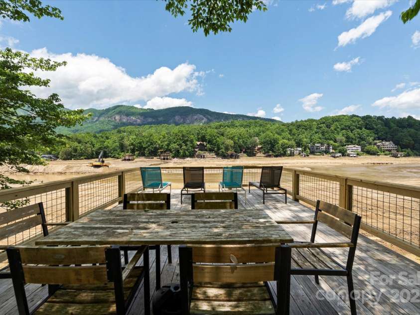 194 Mark Twain Drive, Lake Lure, NC 28743.  MLS# CAR4263893, YatesRealty ID 16767. 