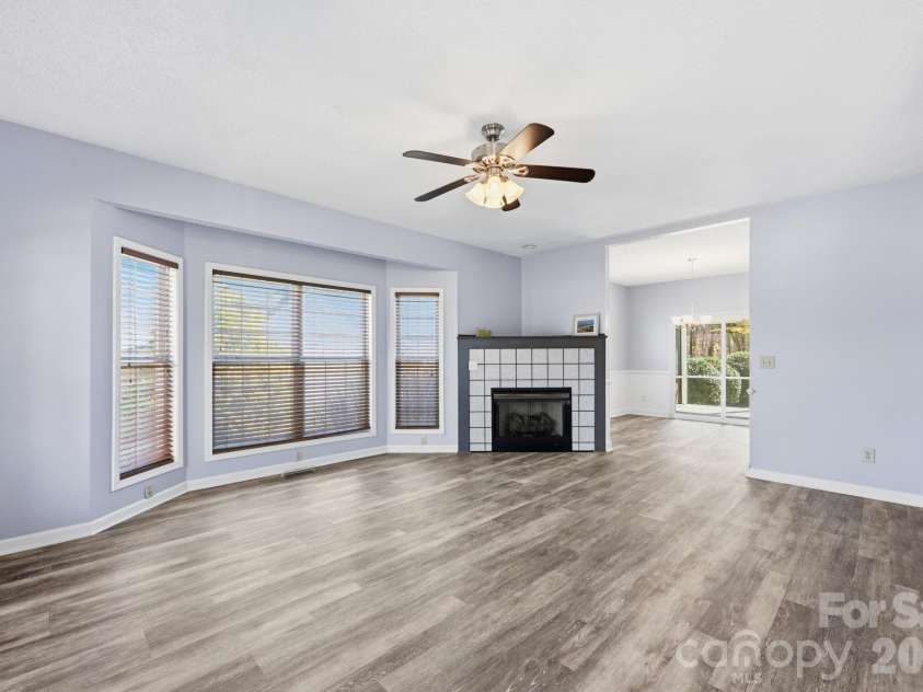 7335 Broad Wing Lane, Sherrills Ford, NC 28673.  MLS# CAR4350397, YatesRealty ID 16767. 