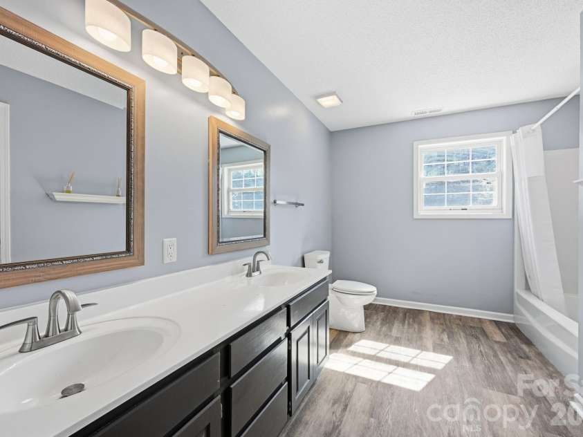 7335 Broad Wing Lane, Sherrills Ford, NC 28673.  MLS# CAR4350397, YatesRealty ID 16767. 