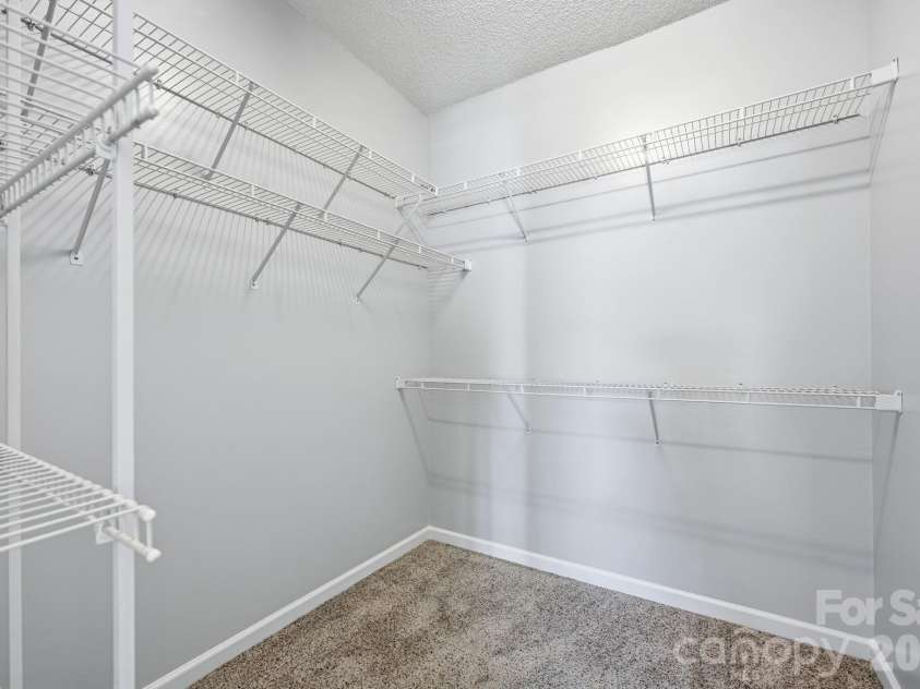 7335 Broad Wing Lane, Sherrills Ford, NC 28673.  MLS# CAR4350397, YatesRealty ID 16767. Main Level Primary Closet