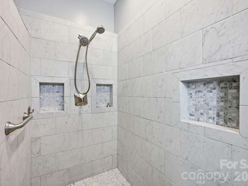 7335 Broad Wing Lane, Sherrills Ford, NC 28673.  MLS# CAR4350397, YatesRealty ID 16767. Primary Bathroom