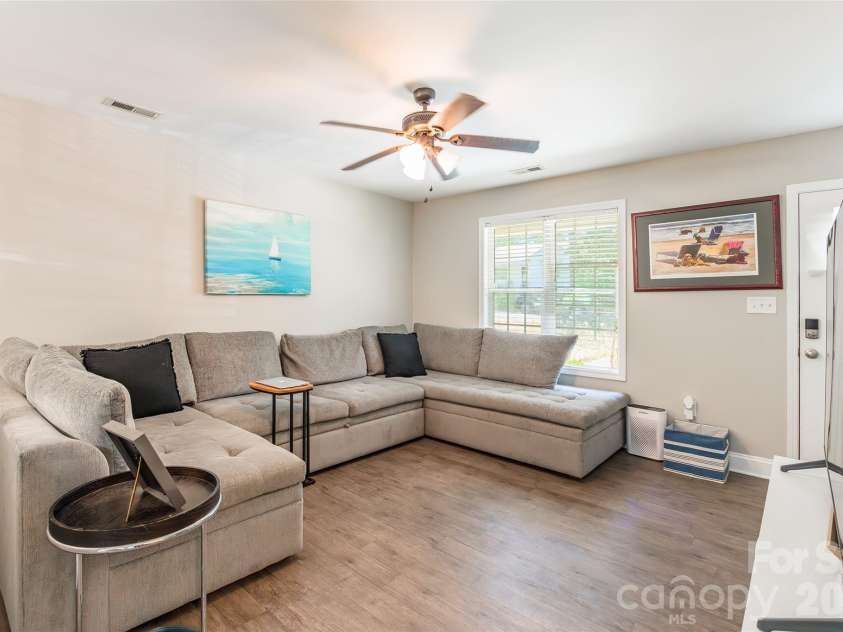 379 Maiden Lane, Concord, NC 28025.  MLS# CAR4373764, YatesRealty ID 16768. 